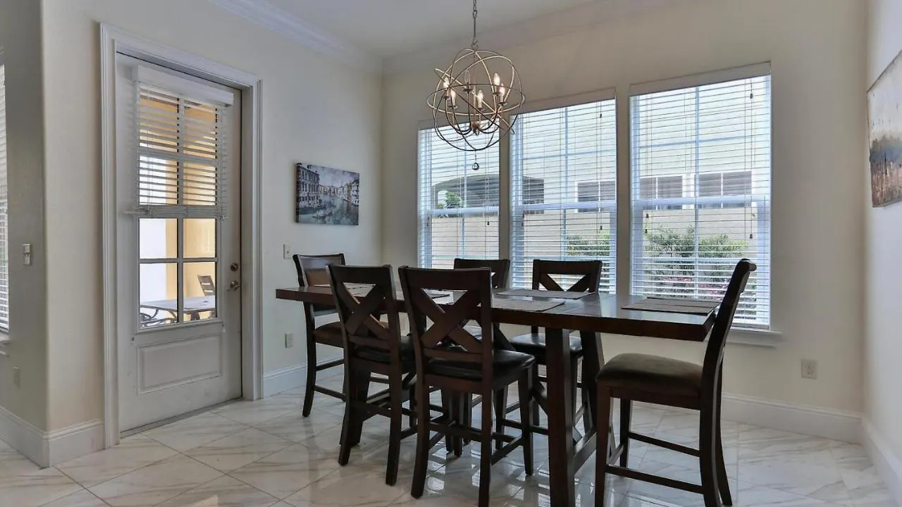 Playa Blanca - Steps To The Beach Sleeps 14 Has Community Pool Destin Holiday home