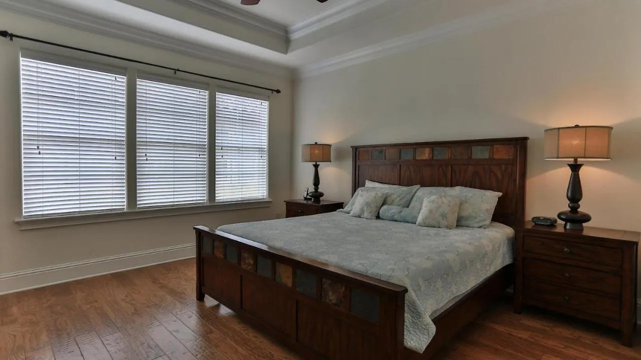 Playa Blanca - Steps To The Beach Sleeps 14 Has Community Pool Destin