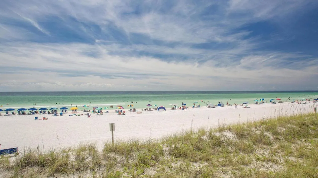 Playa Blanca - Steps To The Beach Sleeps 14 Has Community Pool Destin